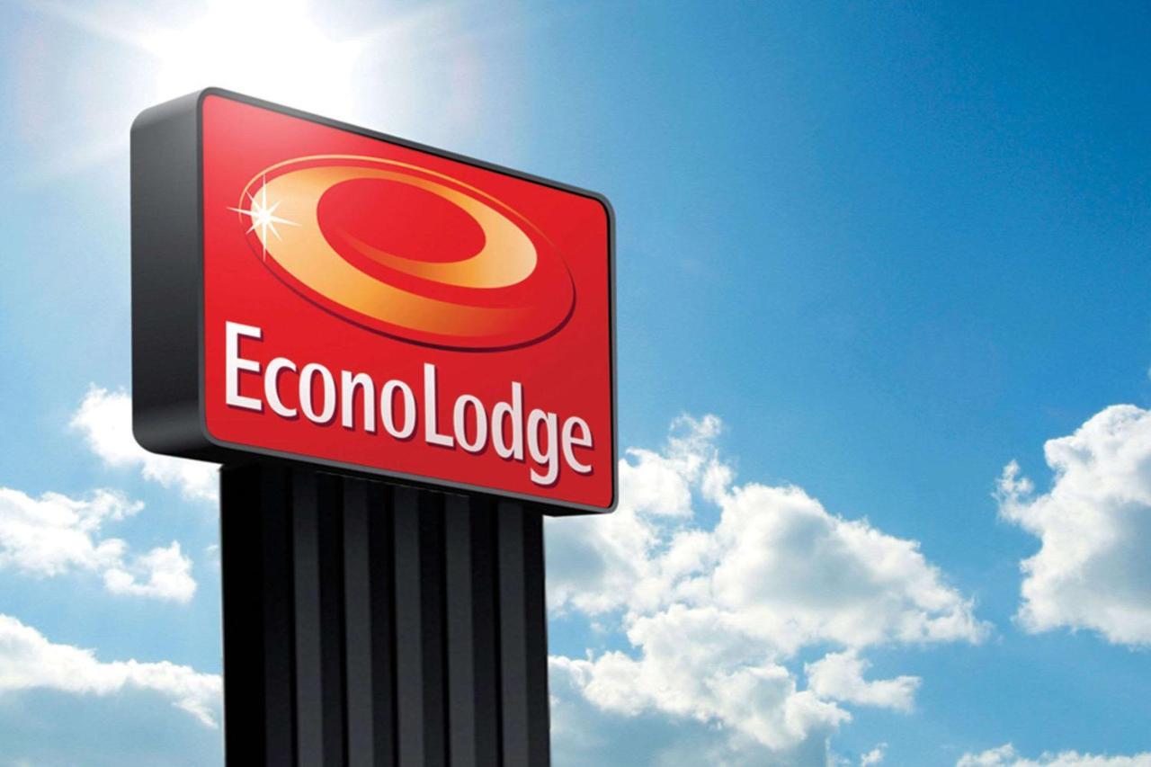 Econo Lodge Russellville Exterior photo